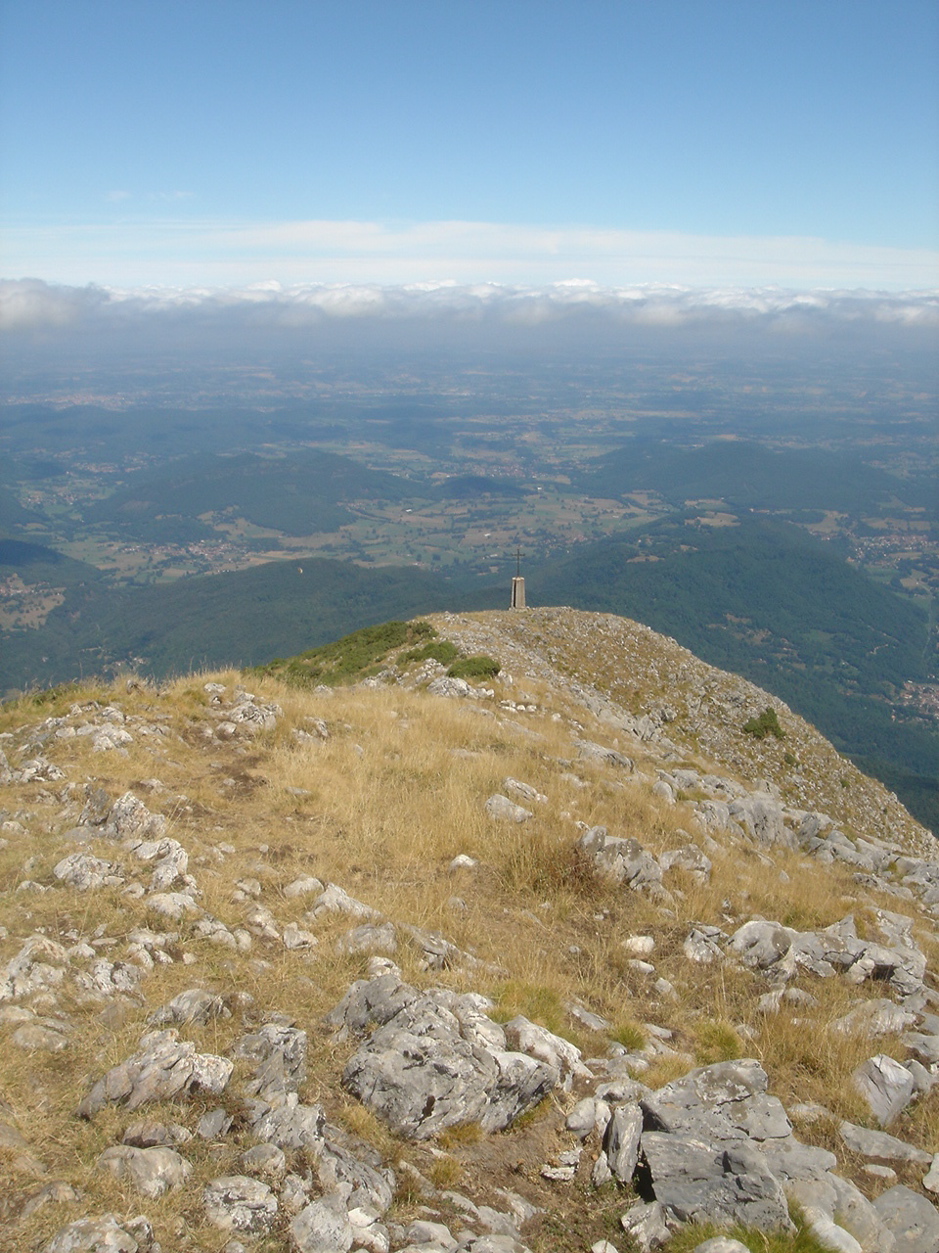 on the top of Cagire 6273feet/1912m